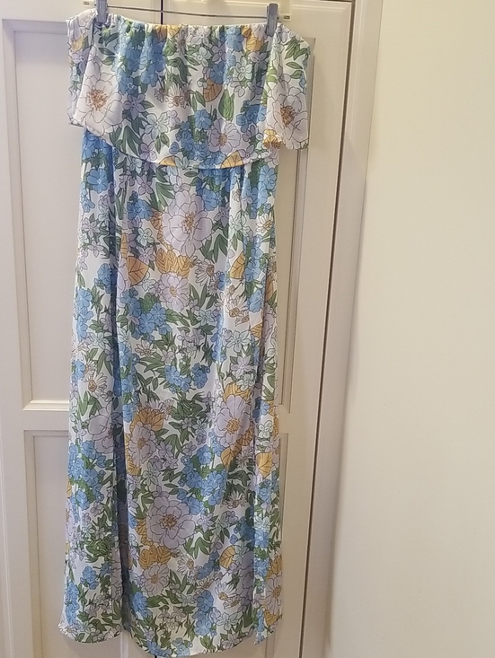 Dokotoo Dresses & Skirts - Dokotoo Floral Off-Shoulder Maxi Dress in Blue, Green & Yellow - Size L